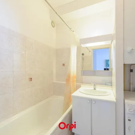 T2 A 50m De La Avec Piscine, Tennis Et Balcon - - Fr-1-535-4 Шатлайон-Плаж