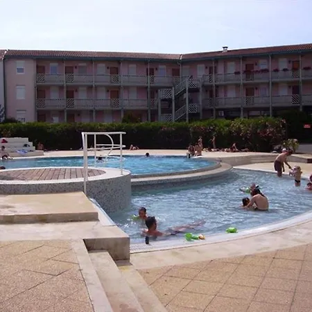 T2 à 50m De La Avec Piscine, Tennis Et Balcon - Châtelaillon-plage - Fr-1-258-187 * Châtelaillon-Plage