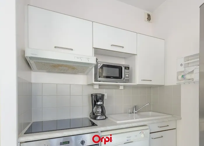 Διαμέρισμα T2 A 50m De La Avec Piscine, Tennis Et Balcon - - Fr-1-258-187 *