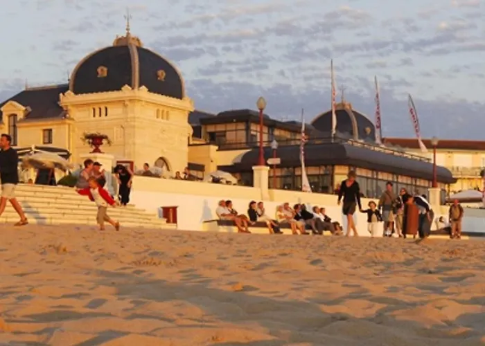 T2 A 50m De La Avec Piscine, Tennis Et Balcon - - Fr-1-258-187 * Châtelaillon-Plage